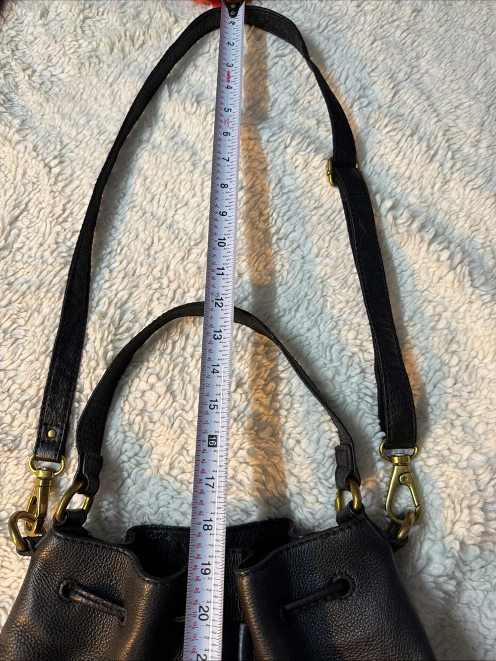 Fossil Y2K Black Leather Drawstring Bucket Bag with Gold Hardware